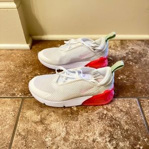 Air max 270 Girls Size 3